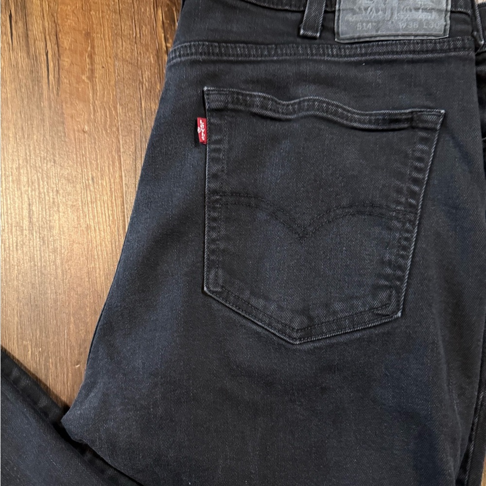 Levi's Men's Black Straight Jeans
